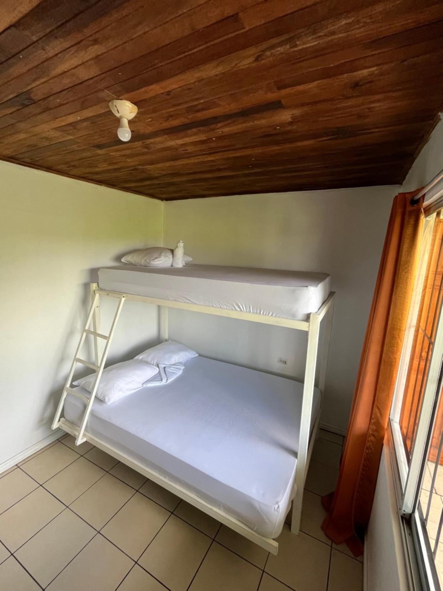 Arenal Sloth Hostel La Fortuna 외부 사진