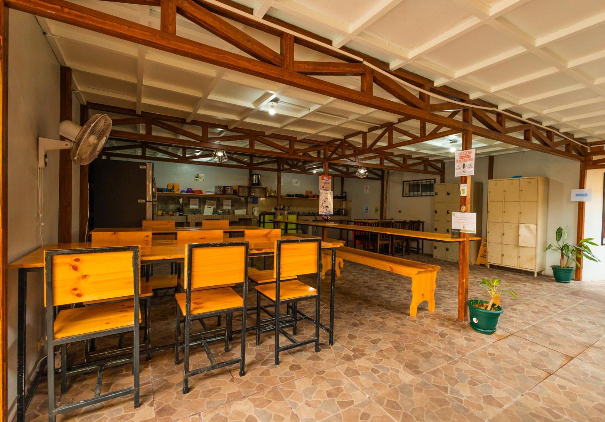 Arenal Sloth Hostel La Fortuna 외부 사진
